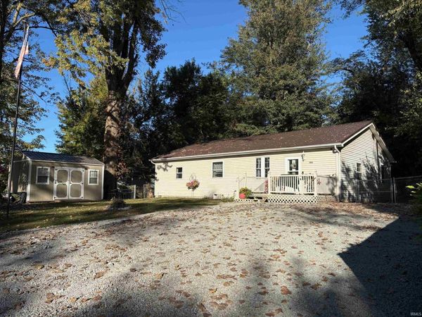 1016 N Roosevelt Street, Silver Lake, IN 46982