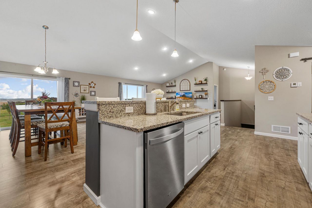 920 Amelia Court NE, Montgomery, MN 56069