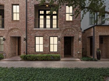 2138 Aylesport Drive, Dallas, TX 75201