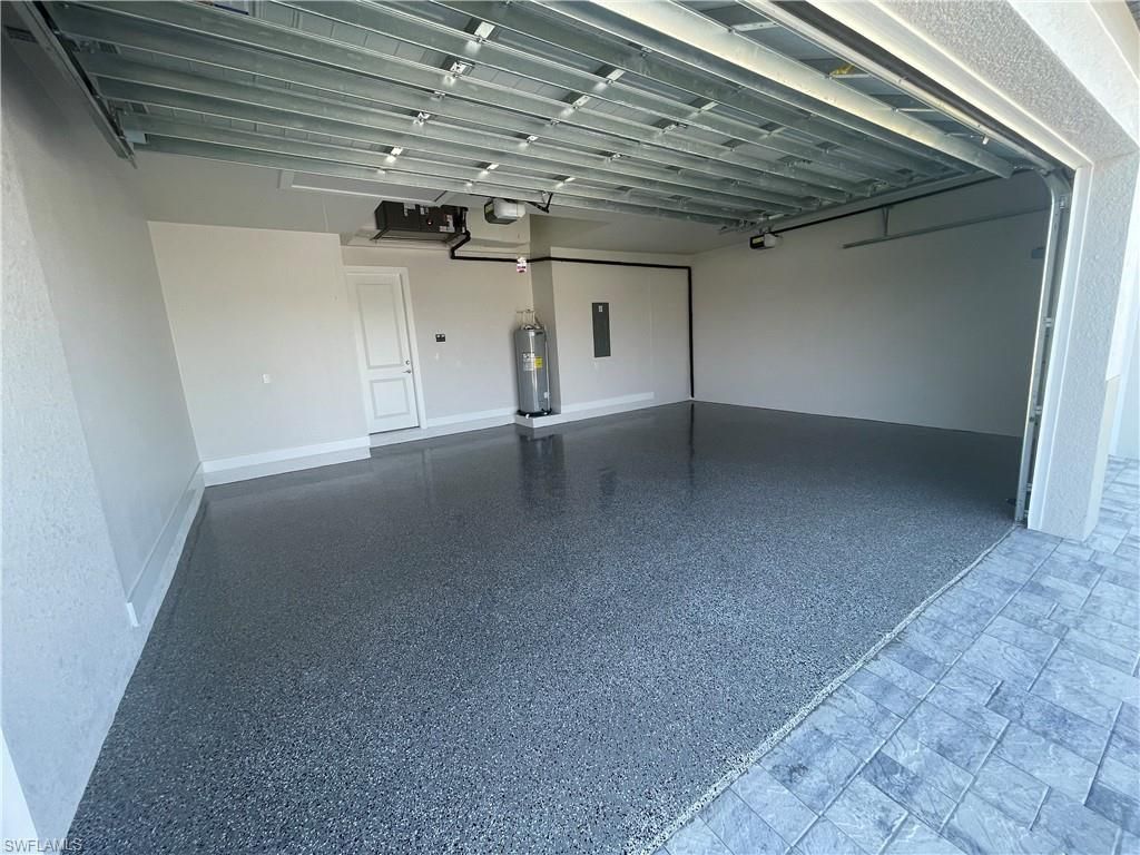 102 SW 36th Pl, Cape Coral, FL 33991 Photo
