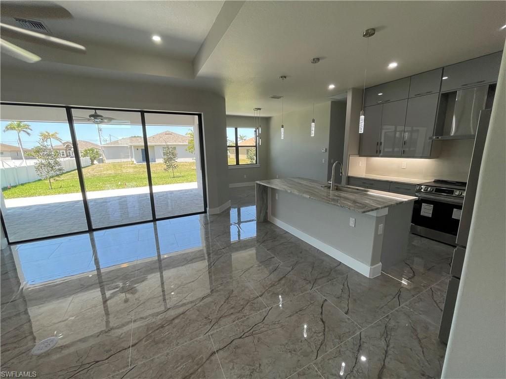 102 SW 36th Pl, Cape Coral, FL 33991 Photo