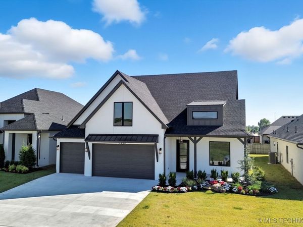 5806 E 126th Street S, Bixby, OK 74008