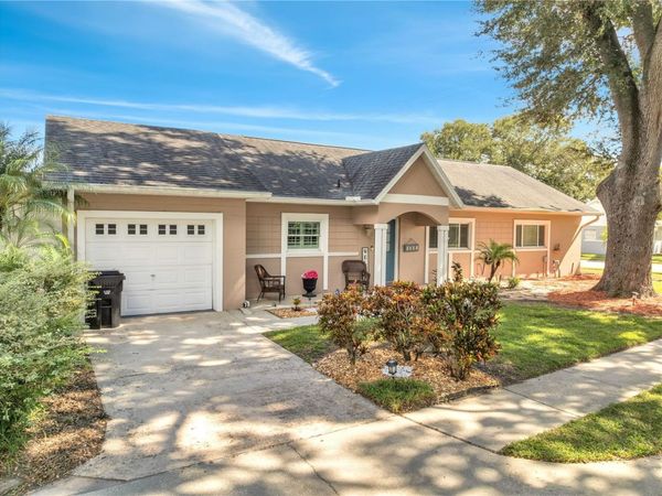 8495 OAK BLUFF DRIVE, ORLANDO, FL 32827