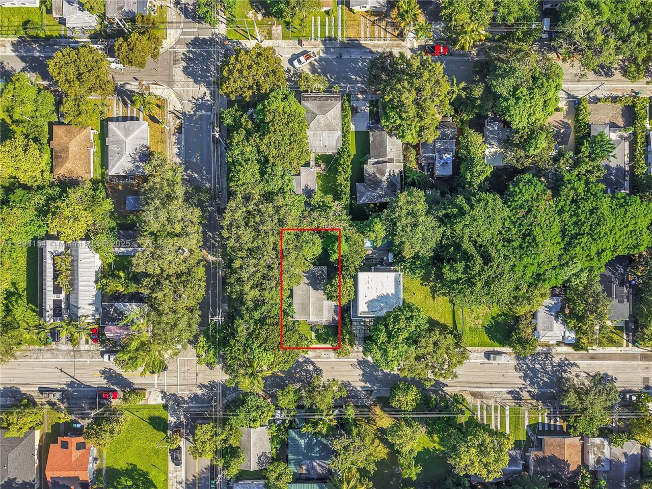 3577 Charles Ave, Miami, FL 33133 Photo