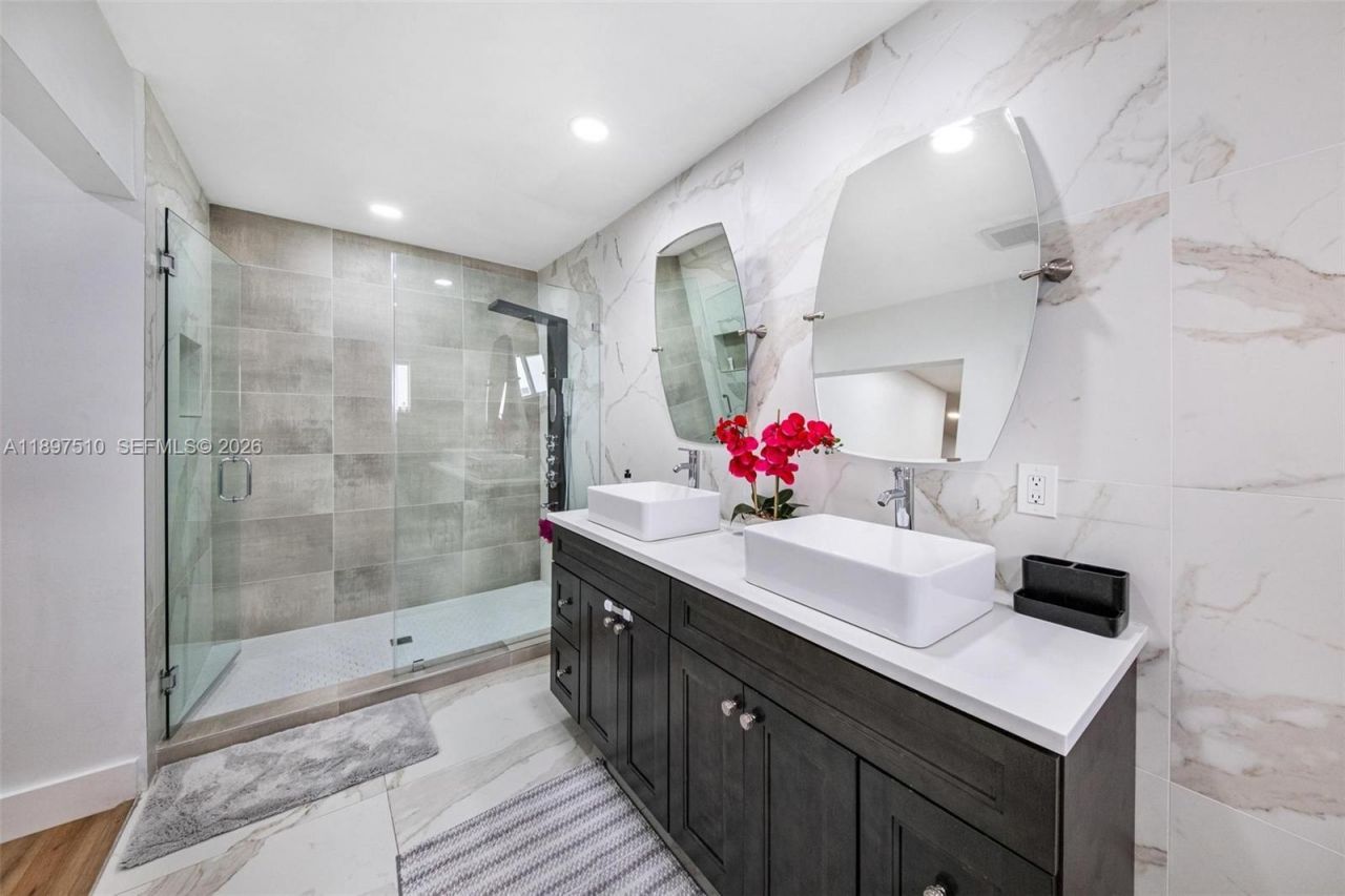 2441 Alcazar Dr, Miramar, FL 33023 Photo