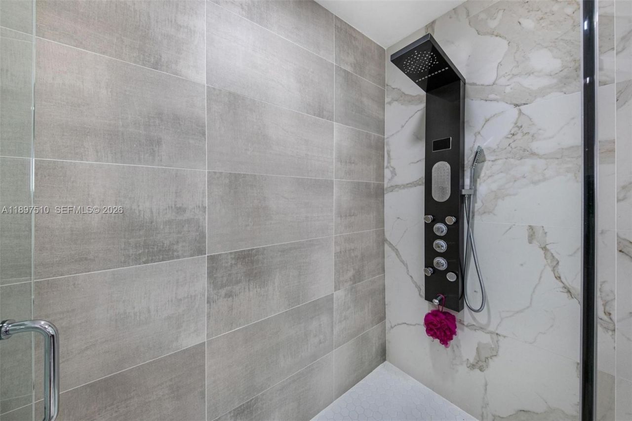 2441 Alcazar Dr, Miramar, FL 33023 Photo