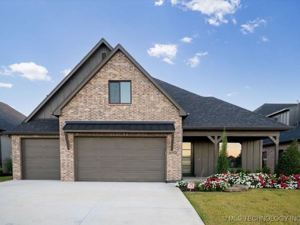 5708 E 126th Street S, Bixby, OK 74008