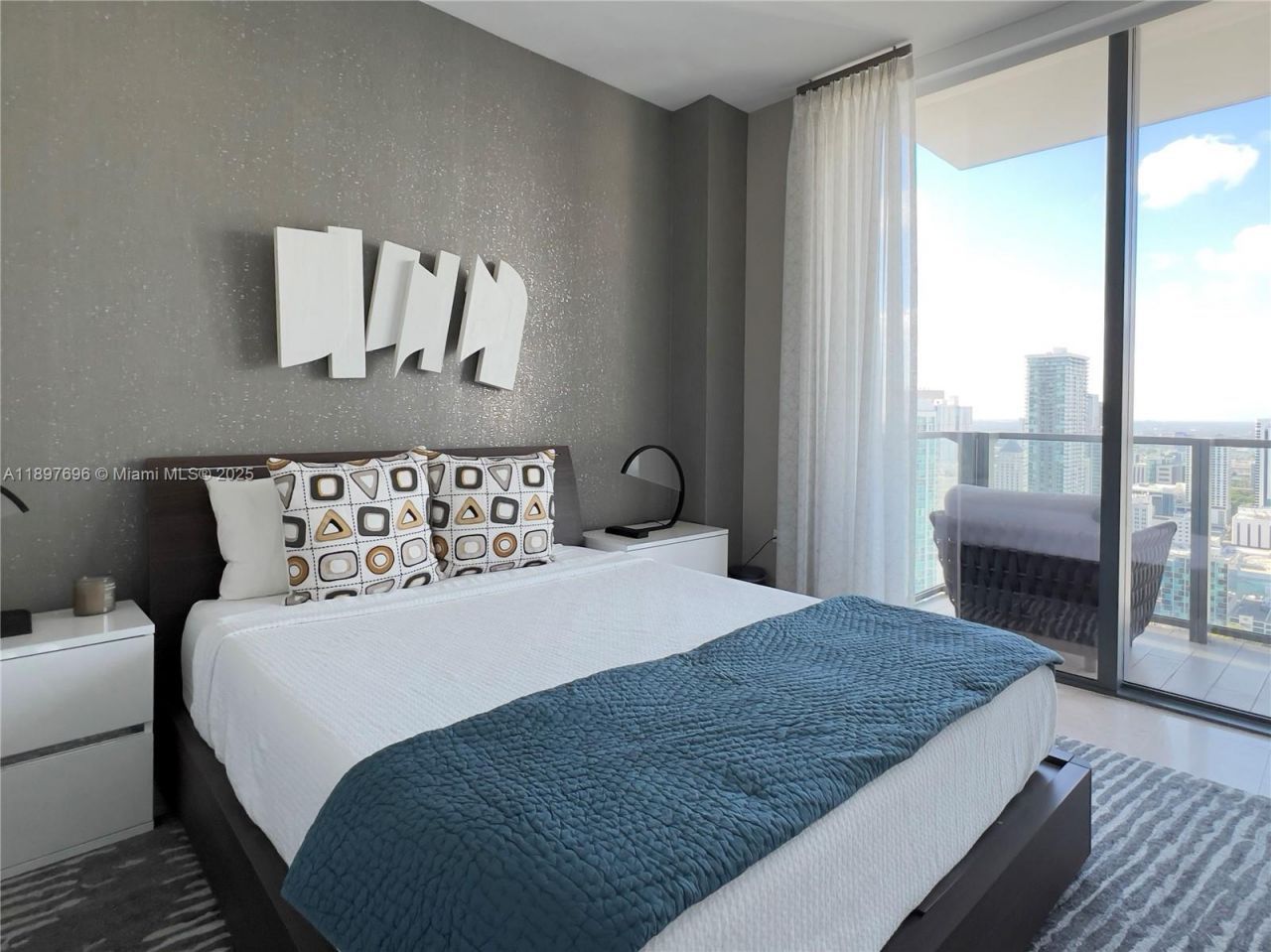 68 SE 6th St, Unit 3611, Miami, FL 33131 Photo