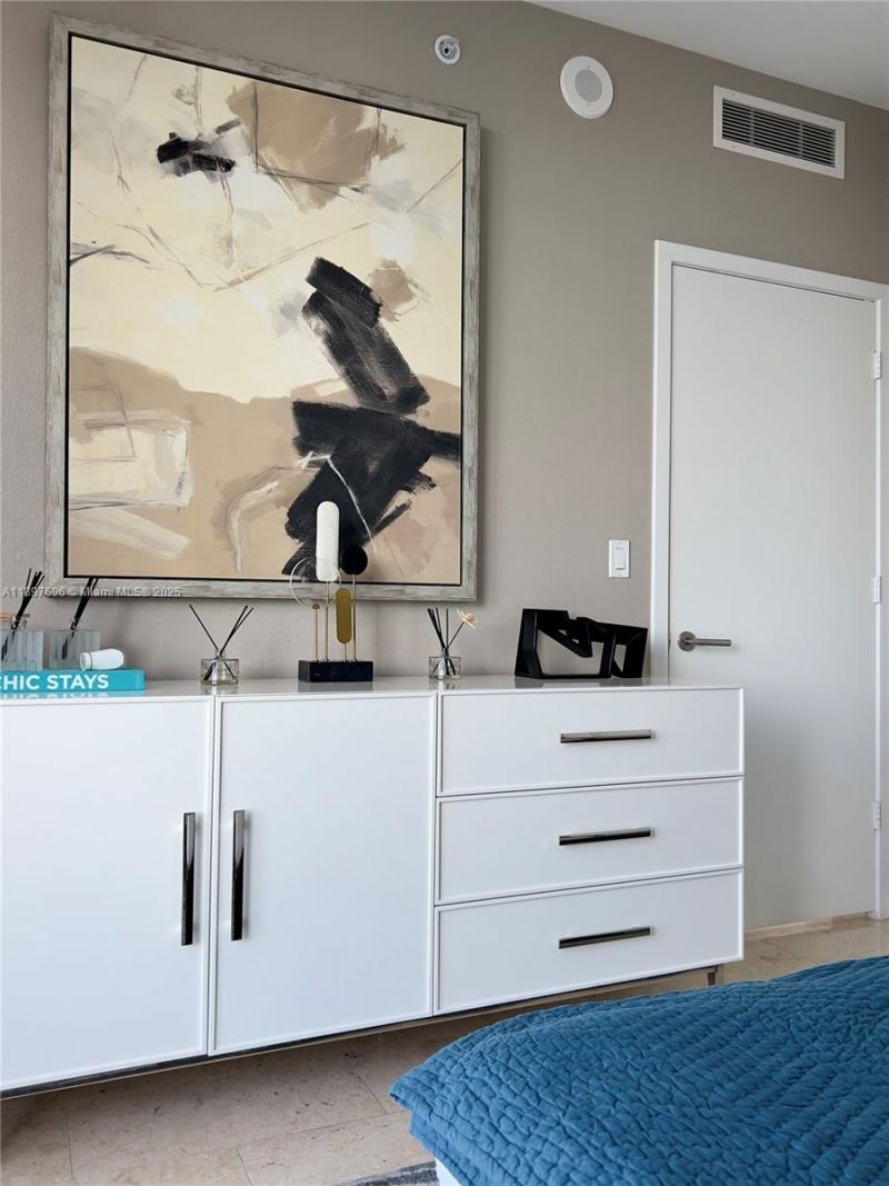 68 SE 6th St, Unit 3611, Miami, FL 33131 Photo