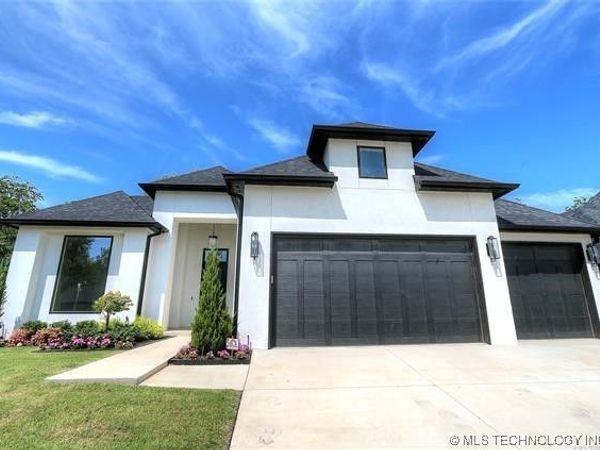 11312 S Fir Avenue W, Jenks, OK 74037