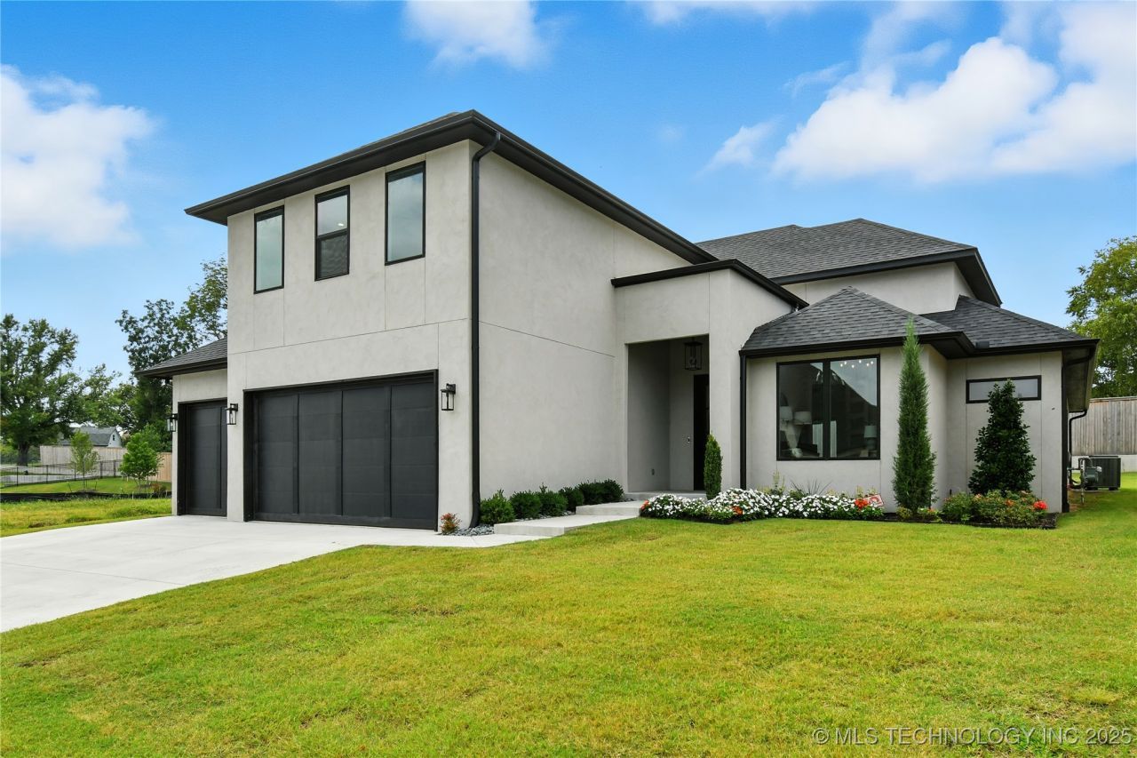 11224 S Fir Avenue W, Jenks, OK 74037 Main Photo