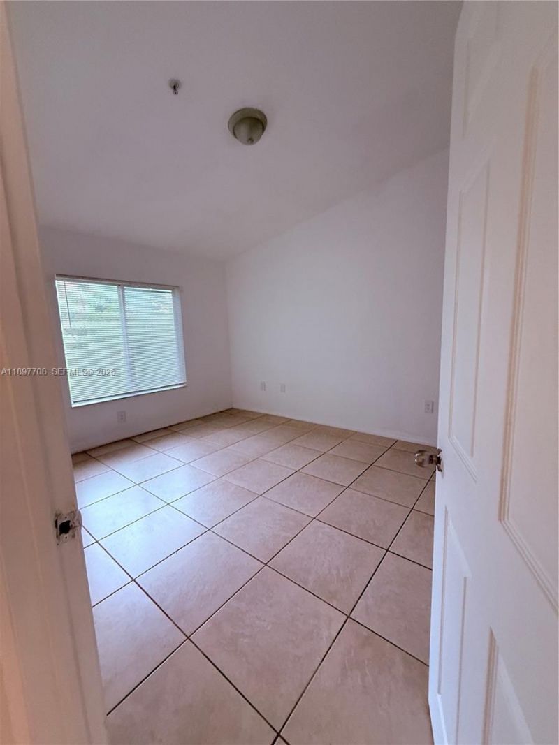 3820 SW 48th Ave, Unit E-31, Pembroke Park, FL 33023 Photo