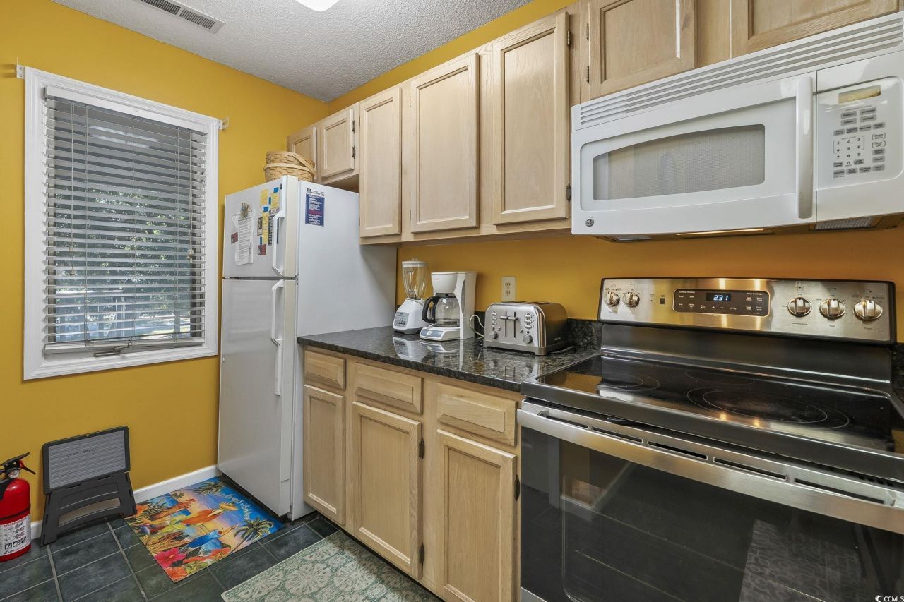 1221 Tidewater Dr. Photo 17