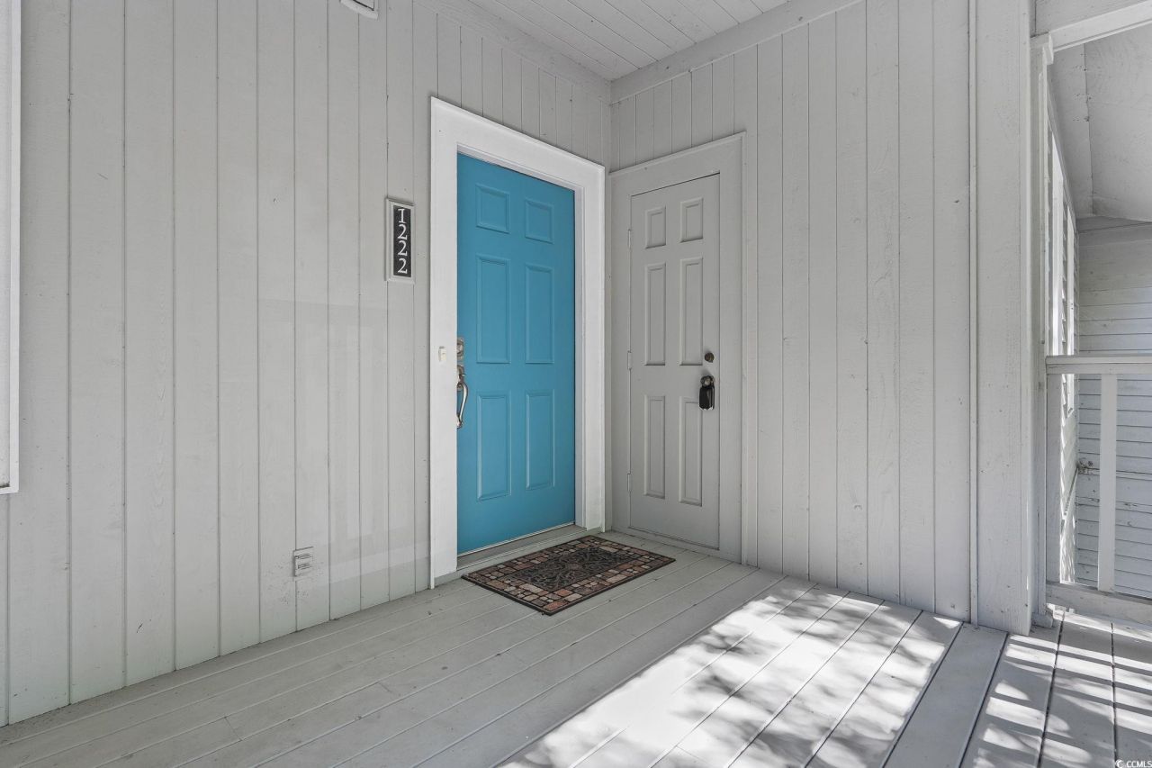 1221 Tidewater Dr. Photo 8