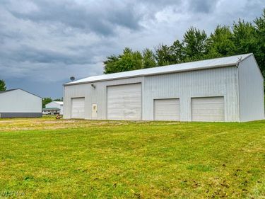 122 Railroad Street, LaGrange, OH 44050