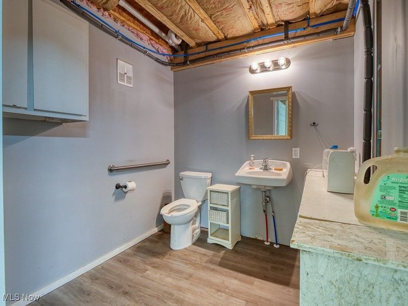 122 Railroad Street, Lagrange, OH 44050 Photo 7