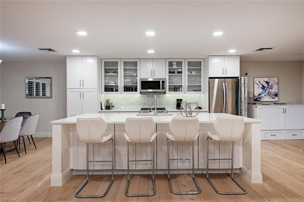 1100 3rd St S, Unit 202, Naples, FL 34102 Photo