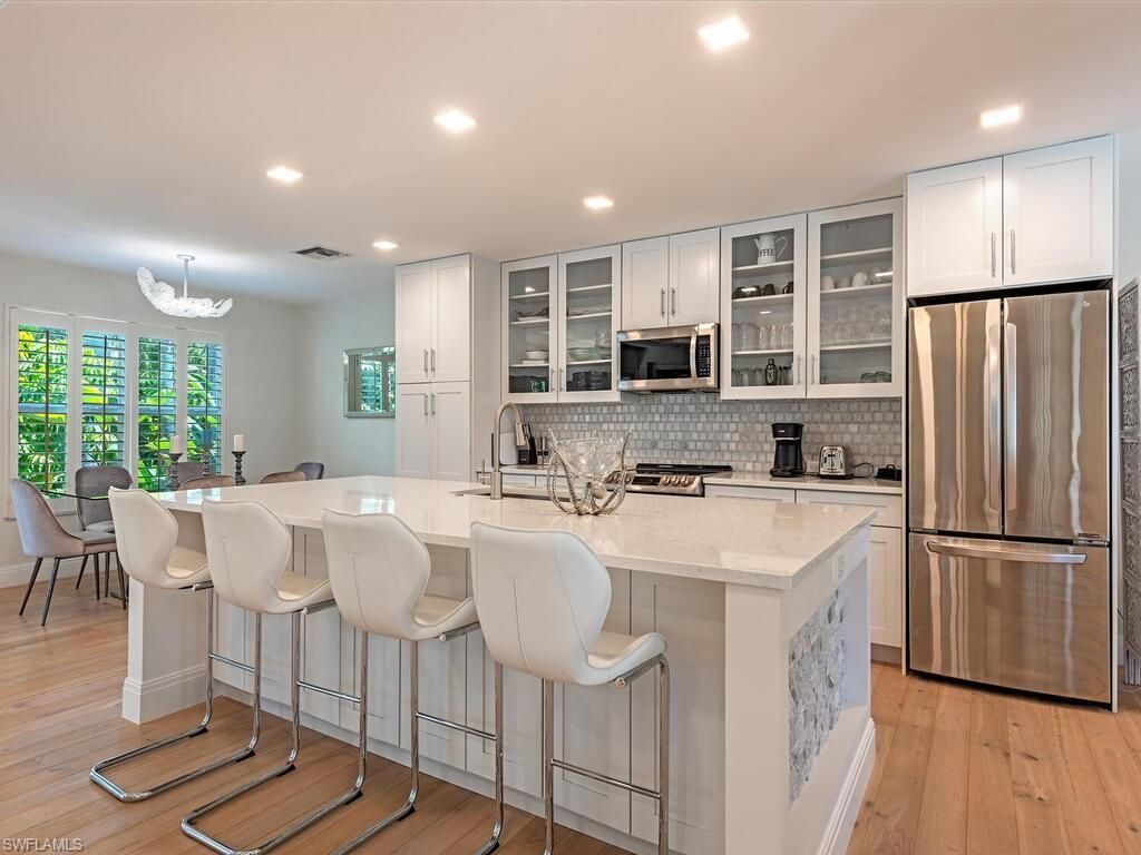 1100 3rd St S, Unit 202, Naples, FL 34102 Photo