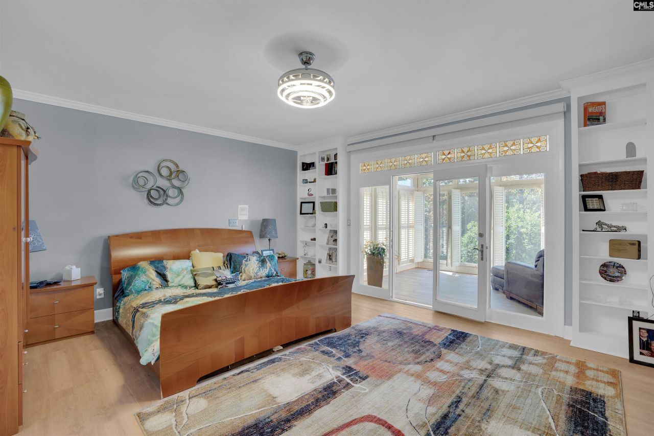 307 E Springs Road Photo 16