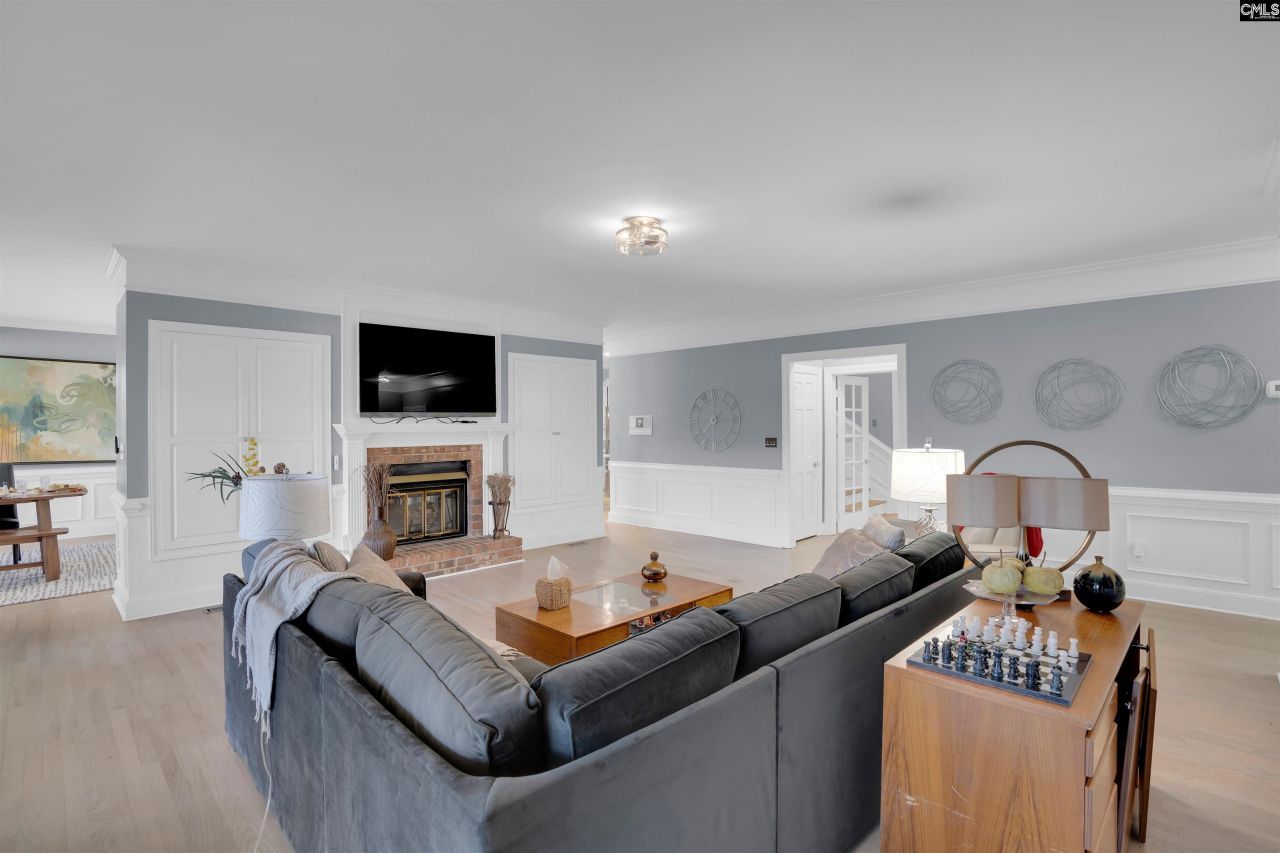 307 E Springs Road Photo 23