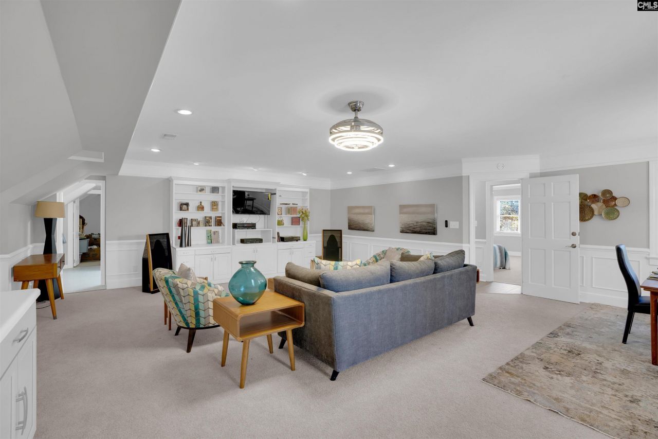 307 E Springs Road Photo 32