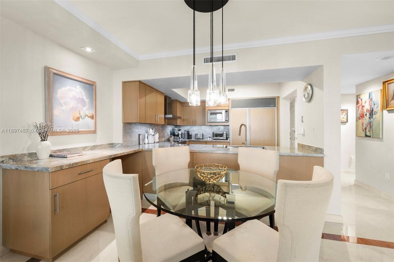 1455 Ocean Dr, Unit 1003, Miami Beach, FL 33139 Photo