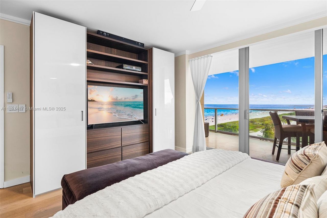 1455 Ocean Dr, Unit 1003, Miami Beach, FL 33139 Photo