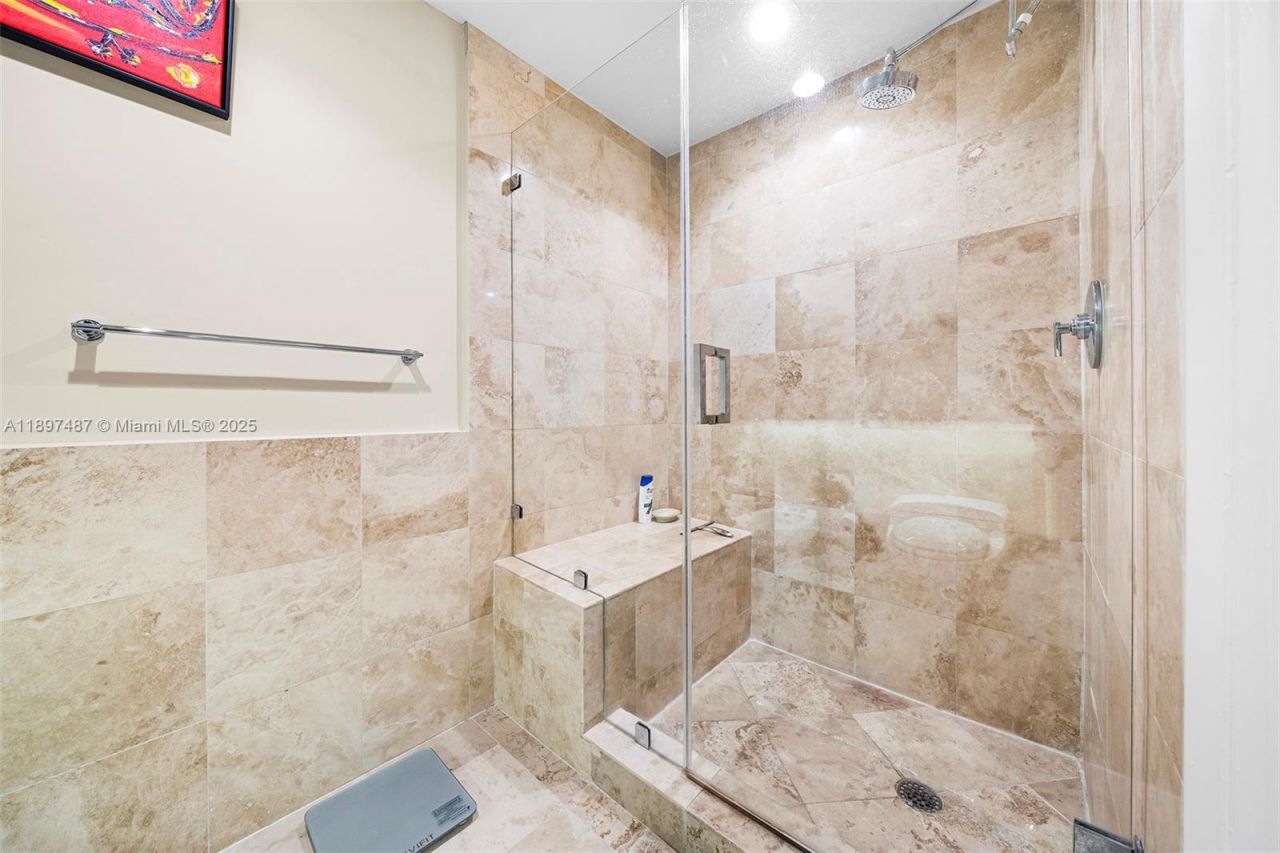 1455 Ocean Dr, Unit 1003, Miami Beach, FL 33139 Photo