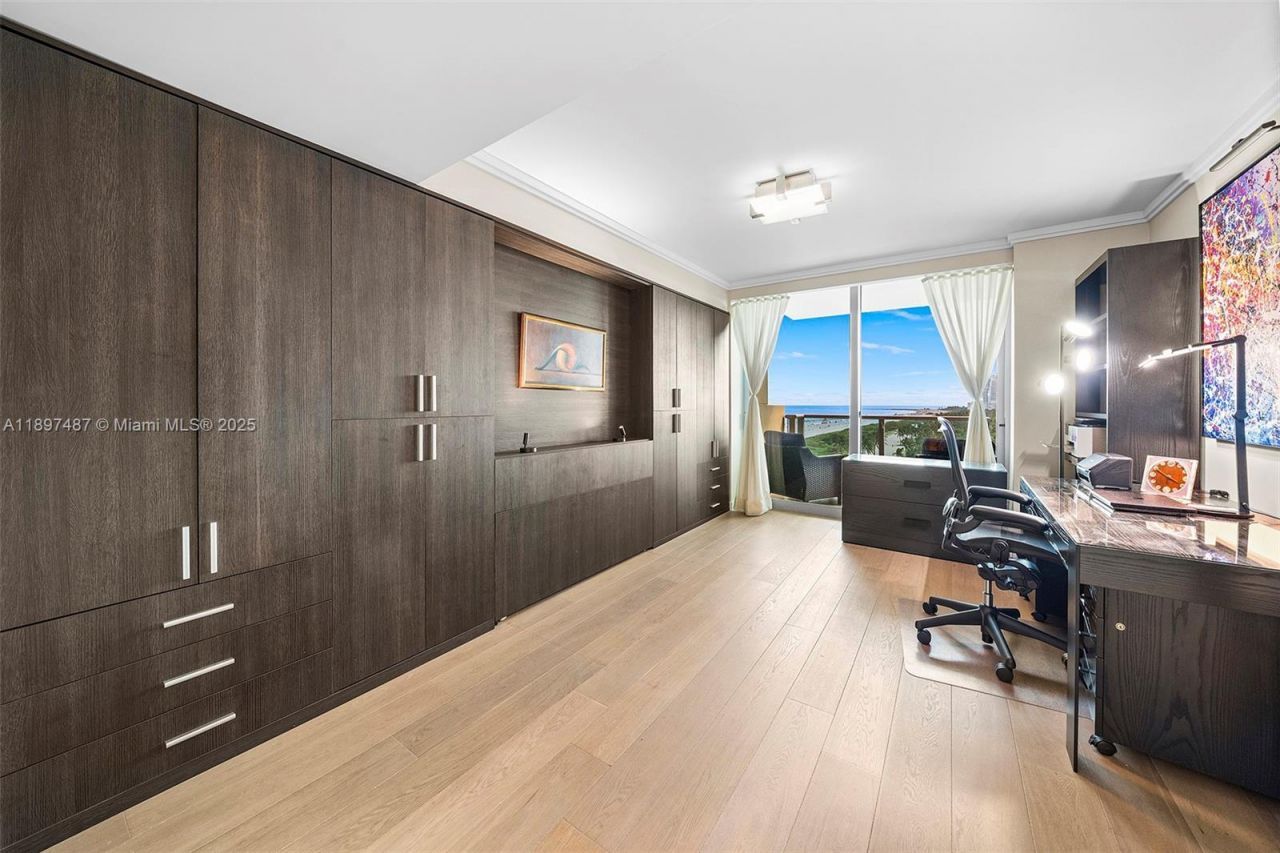 1455 Ocean Dr, Unit 1003, Miami Beach, FL 33139 Photo