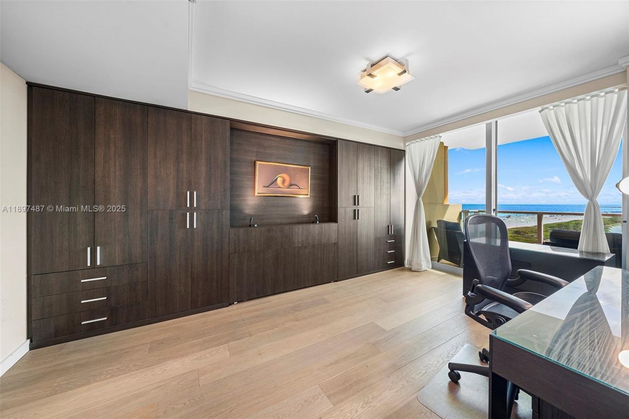 1455 Ocean Dr, Unit 1003, Miami Beach, FL 33139 Photo