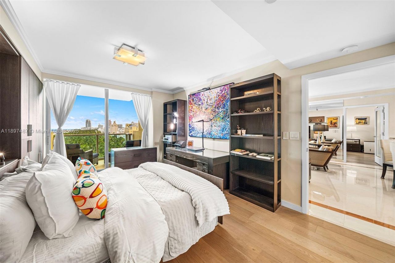 1455 Ocean Dr, Unit 1003, Miami Beach, FL 33139 Photo