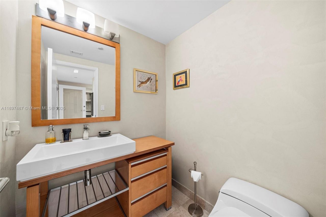 1455 Ocean Dr, Unit 1003, Miami Beach, FL 33139 Photo