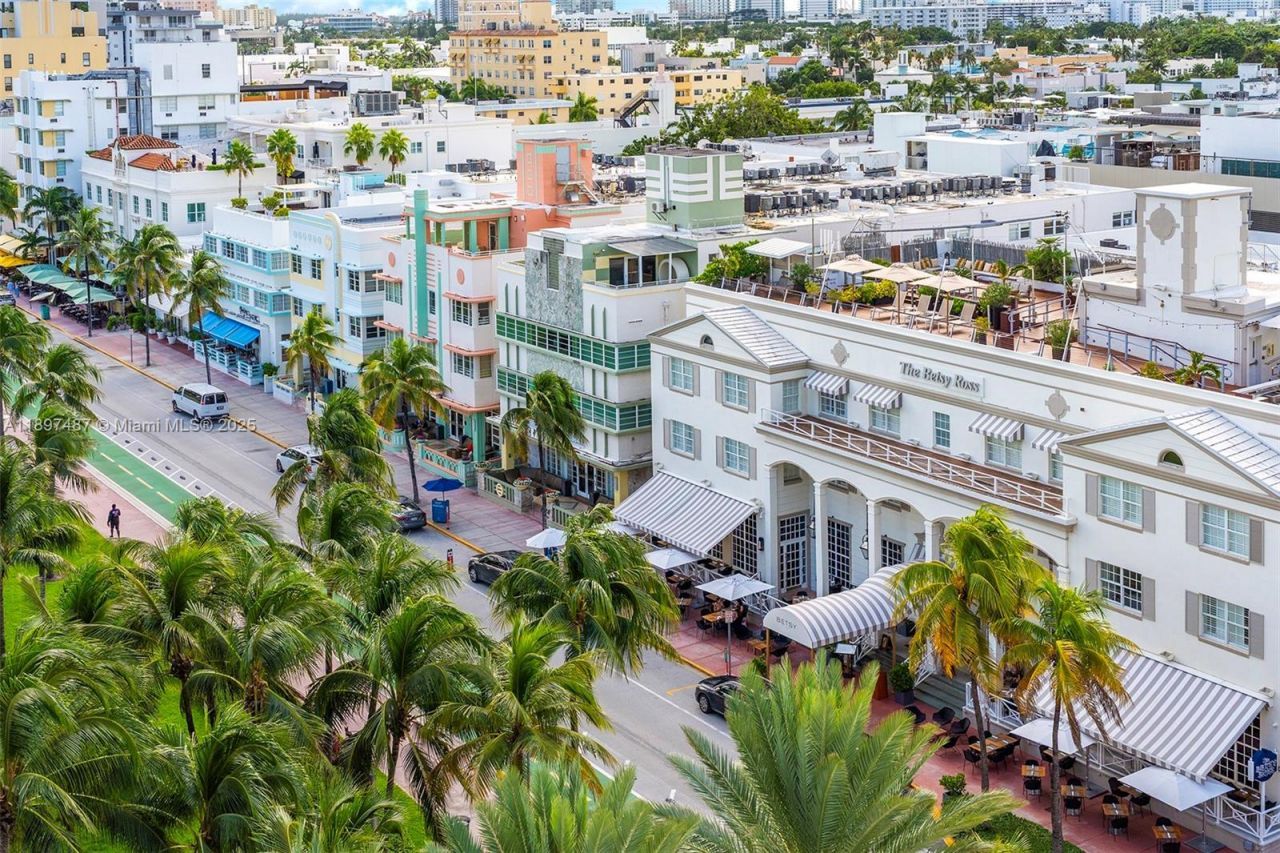 1455 Ocean Dr, Unit 1003, Miami Beach, FL 33139 Photo