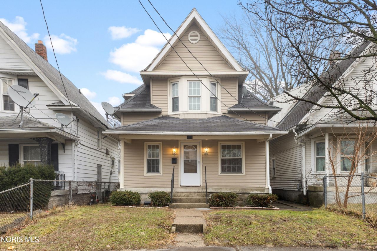 639 Carlton Street, Toledo, OH 43609 Main Photo