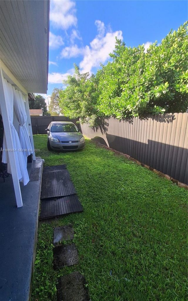 10305 SW 149th Ter, Miami, FL 33176 Photo