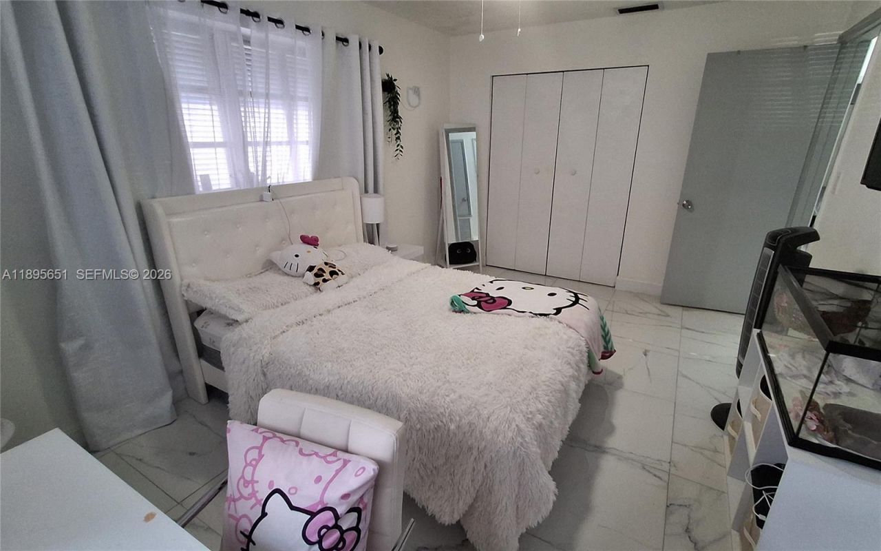 10305 SW 149th Ter, Miami, FL 33176 Photo