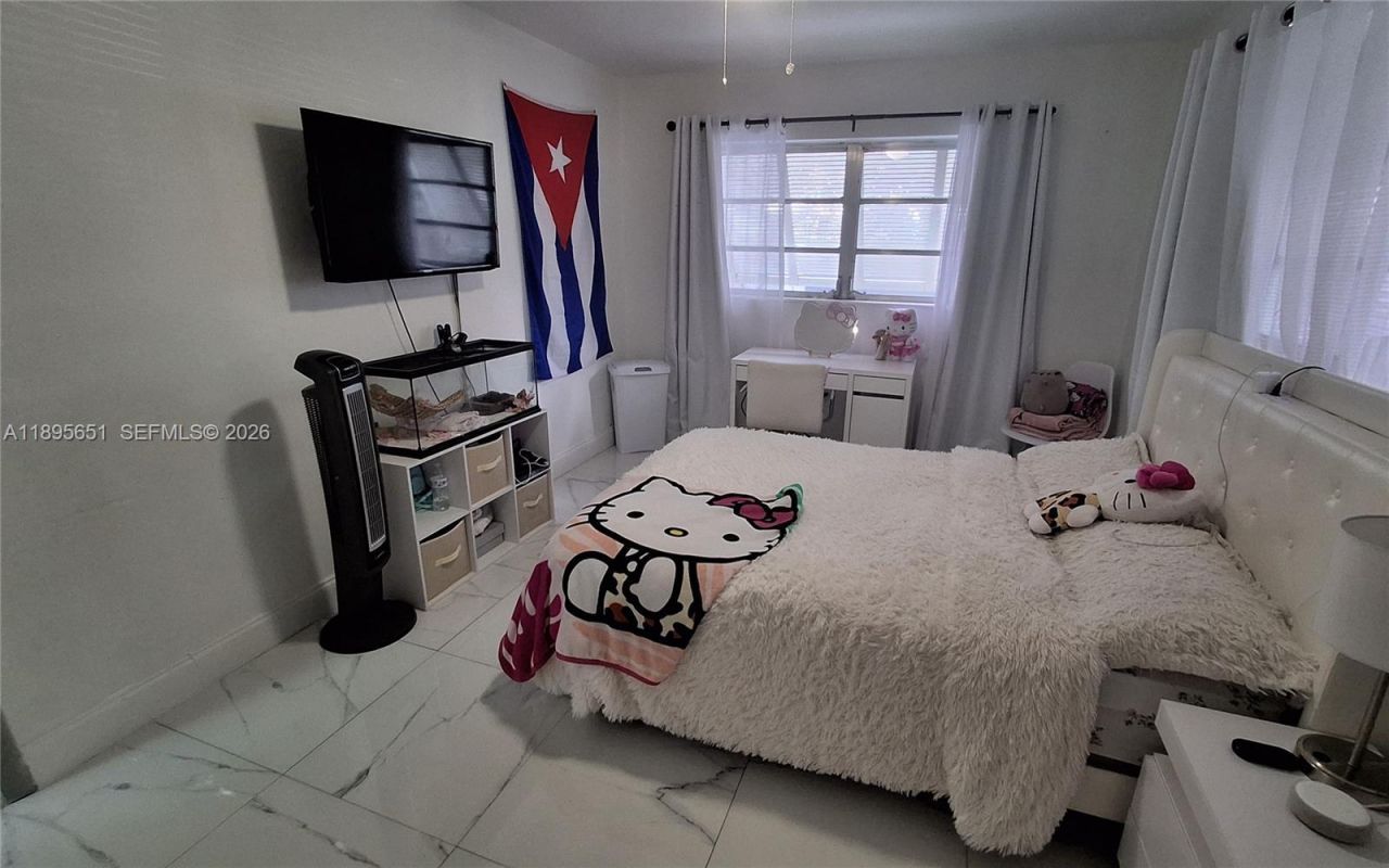 10305 SW 149th Ter, Miami, FL 33176 Photo