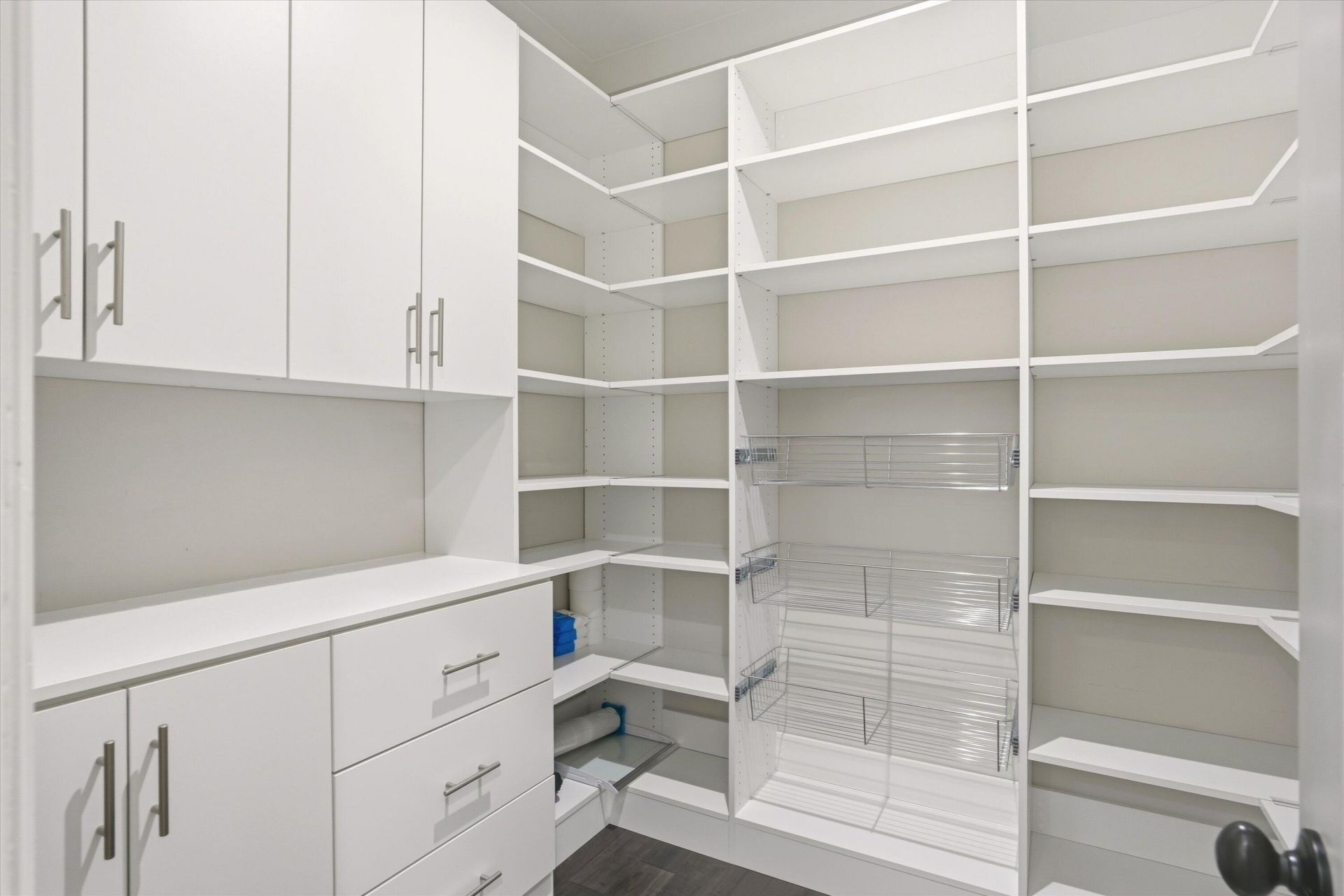 4019 Cascades Thrust Photo 17