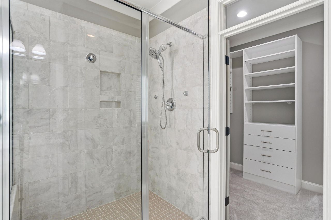 4019 Cascades Thrust Photo 21