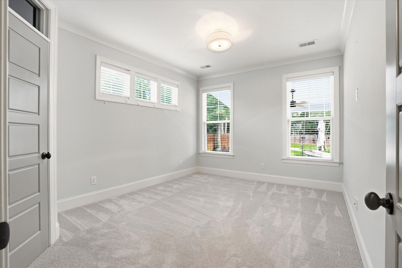 4019 Cascades Thrust Photo 27