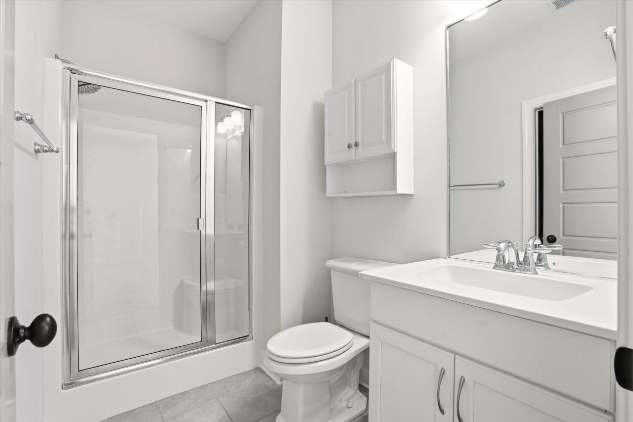 4019 Cascades Thrust Photo 30