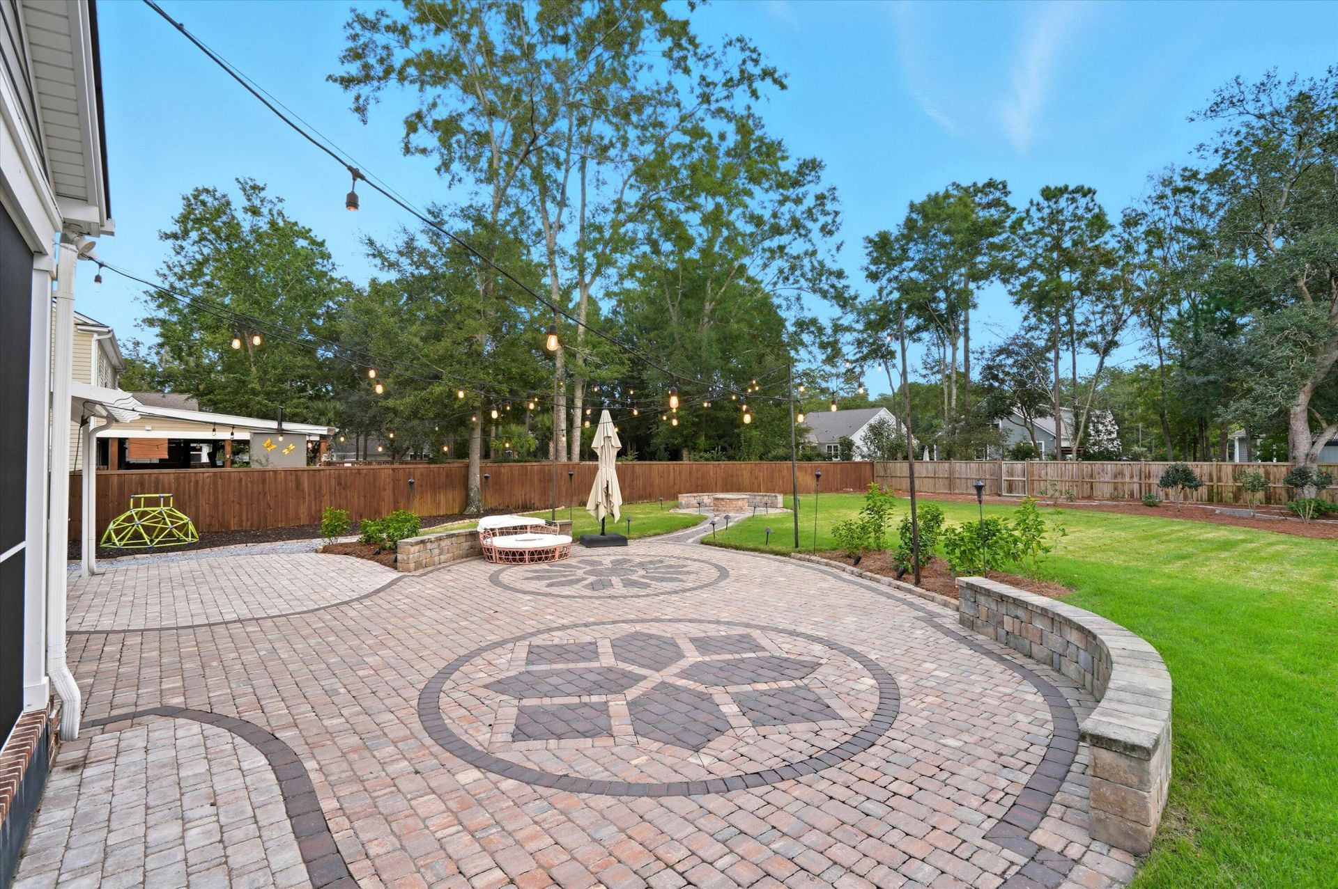 4019 Cascades Thrust Photo 36