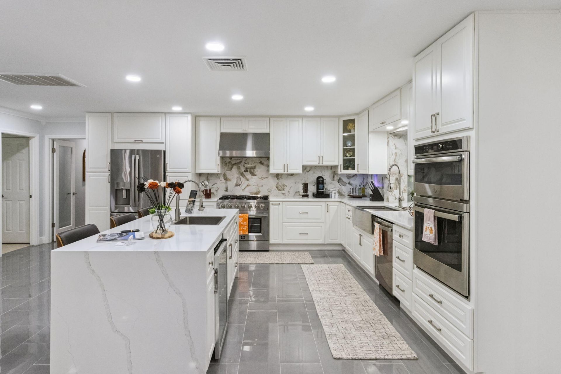 1950 Foxhollow Drive E, Auburndale, FL 33823 Photo