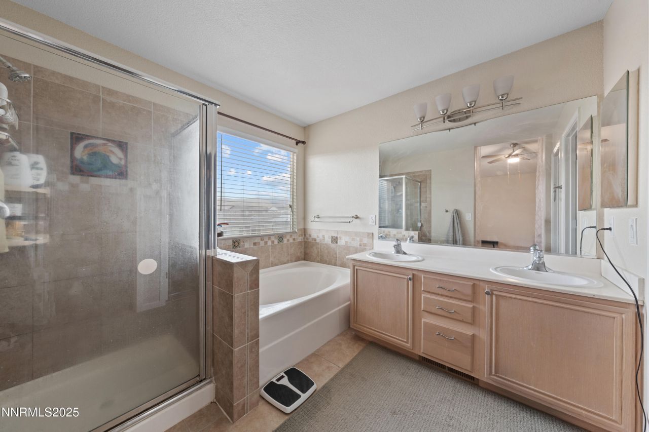 9920 Grand Falls Drive, Reno, NV 89506 Photo