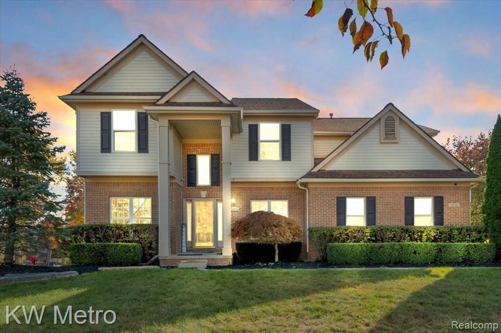 14333 Pond Bluff Drive, Belleville, MI 48111 Main Photo