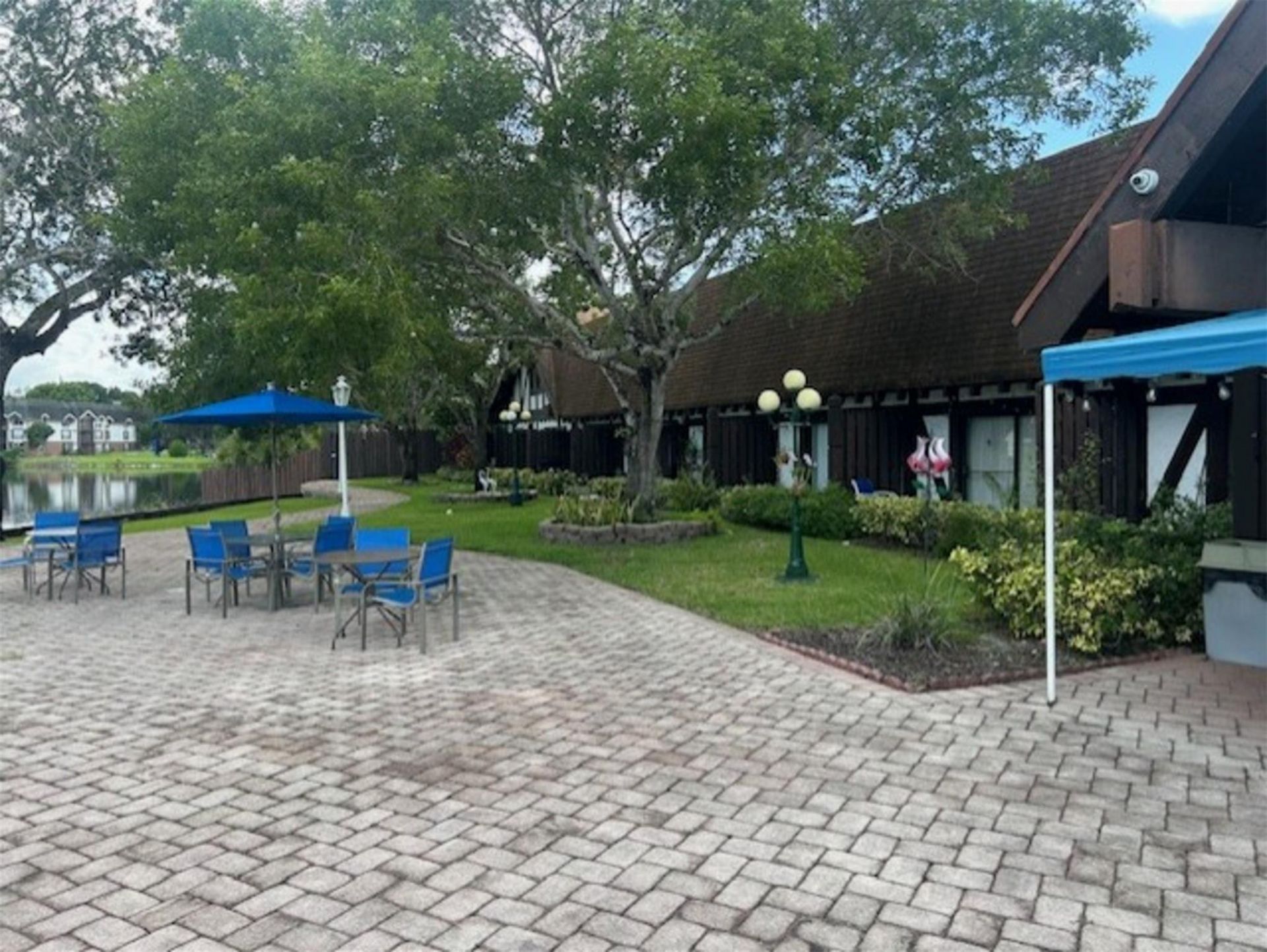 3720 Inverrary Drive, Unit 1T, Lauderhill, FL 33319 Photo