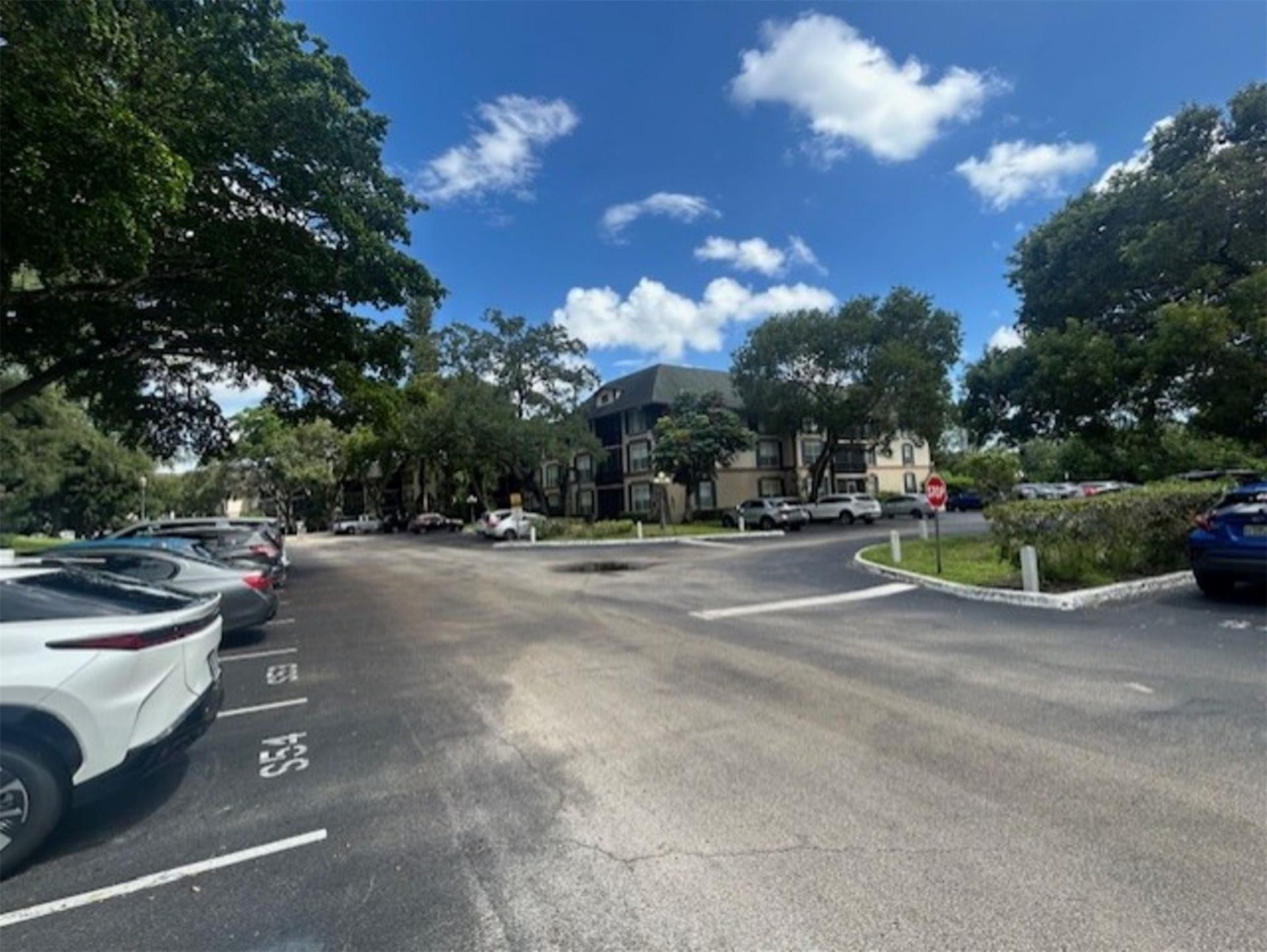 3720 Inverrary Drive, Unit 1T, Lauderhill, FL 33319 Photo