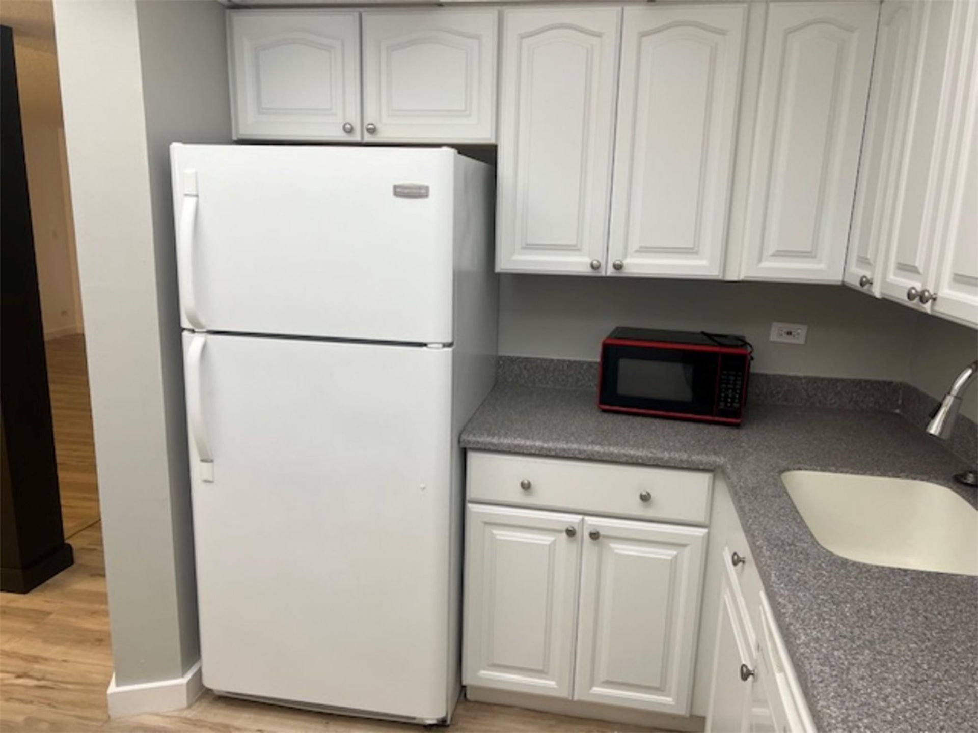 3720 Inverrary Drive, Unit 1T, Lauderhill, FL 33319 Photo