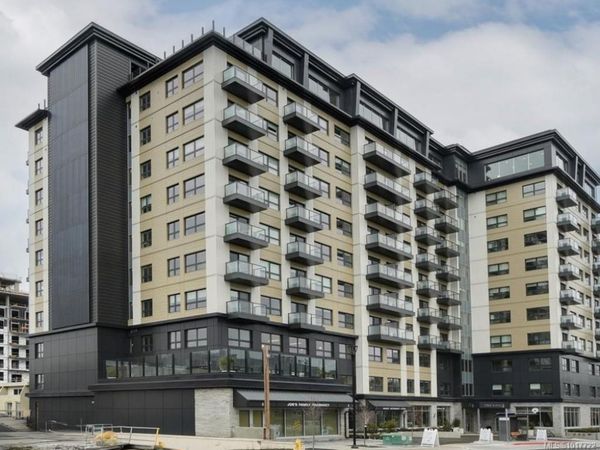 622 Admirals Rd, Unit 903, Esquimalt, BC V9A 2N7