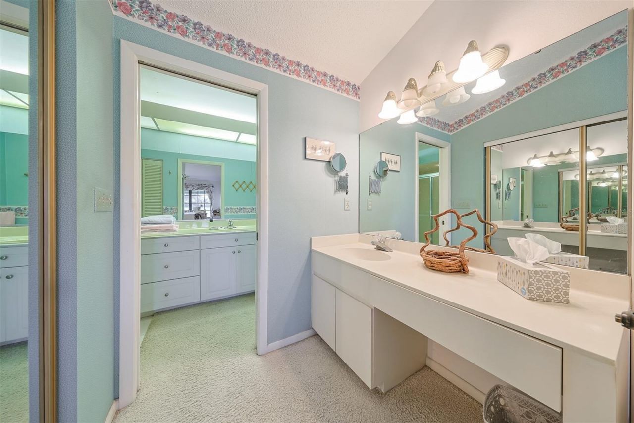 5941 Clubside Drive, Unit 5941, Sarasota, FL 34243 Photo